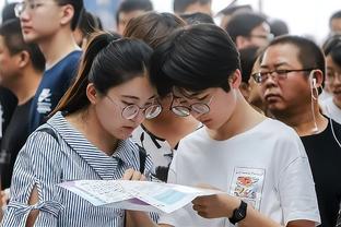 联动啦！皇马官博晒贝林厄姆&樊振东同款庆祝：只为大场面而生